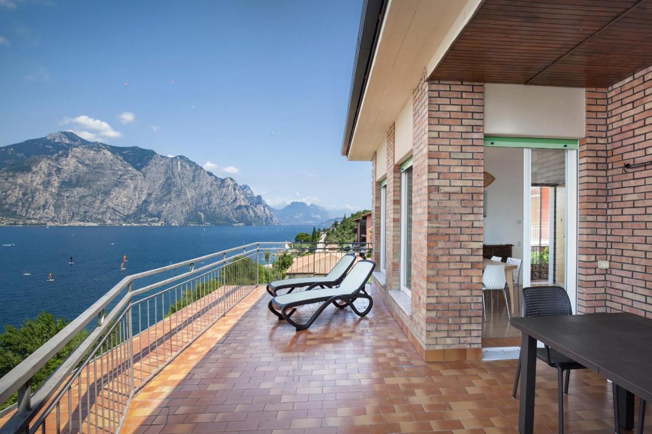 Apartment Windows On The Lake Μαλτσεζίνε Εξωτερικό φωτογραφία